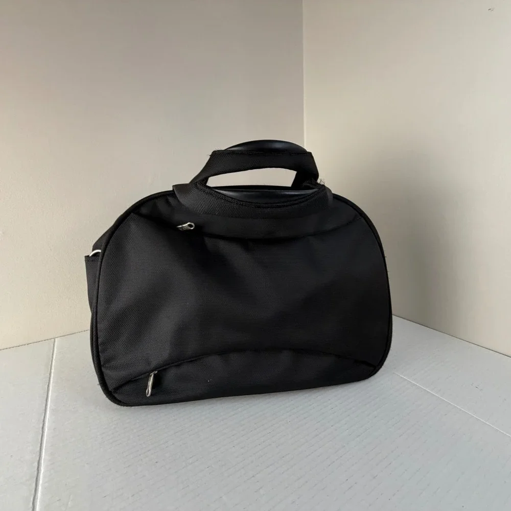 Samsonite Travel Boarding Bag Black Medium Size with Adjustable Strap